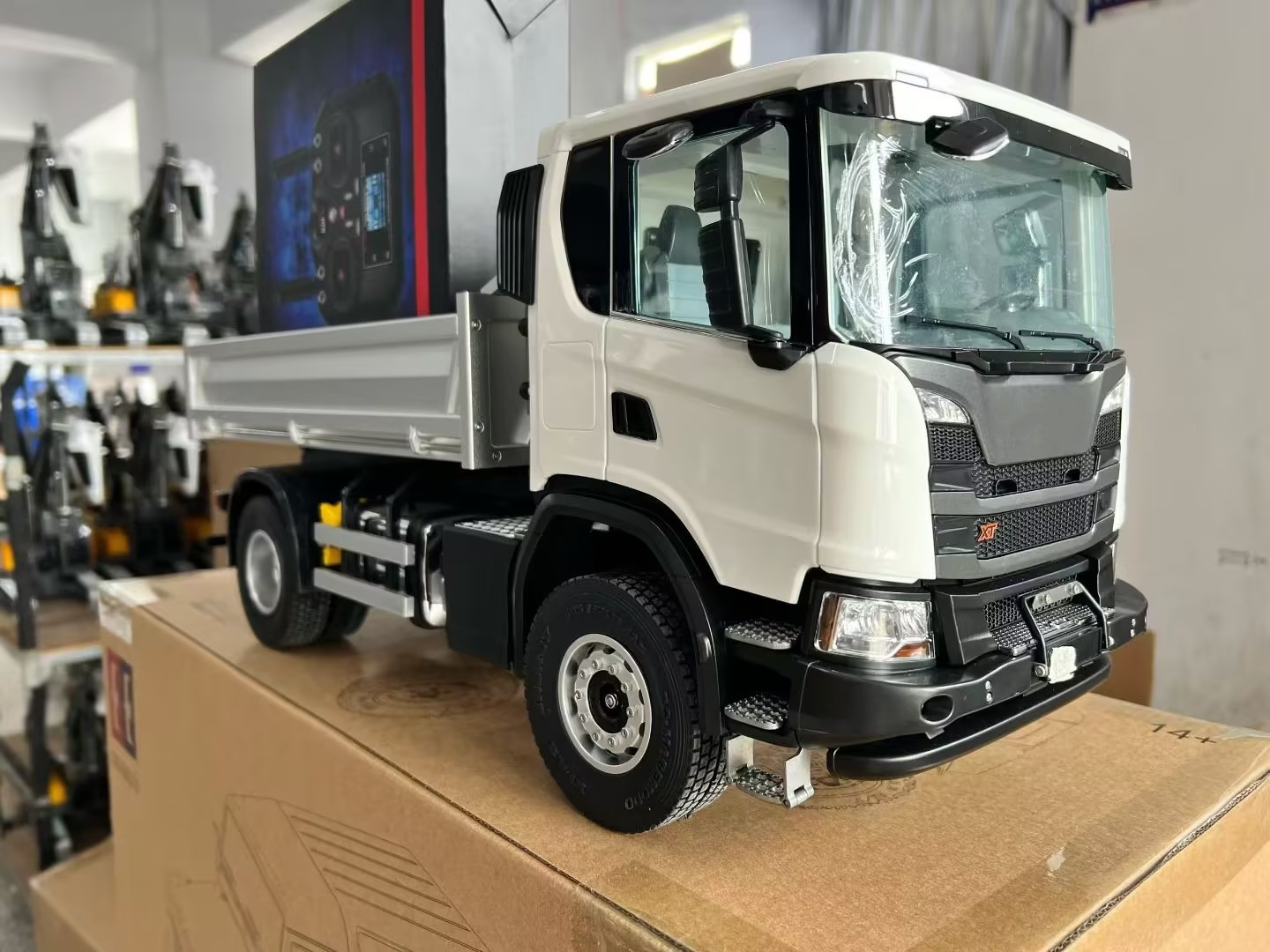 新型1/14 CNC 4x4 DoubleE E022 RC - Rc Roc Hobby のレビューと価格